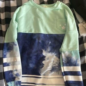 Long sleeve tie dye blue shirt